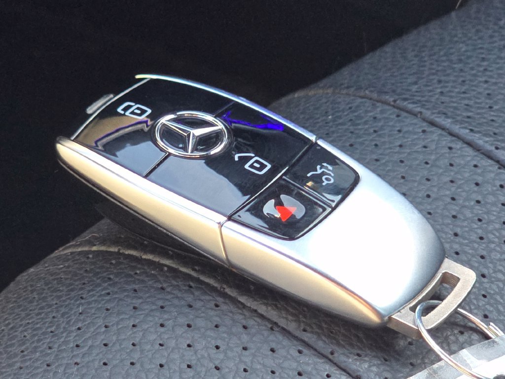 Certified 2023 Mercedes-Benz E 350 4MATIC Sedan image 40