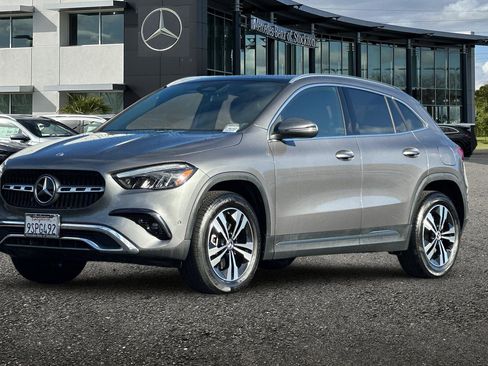 Used 2025 Mercedes-Benz GLA 250 4MATIC image 8