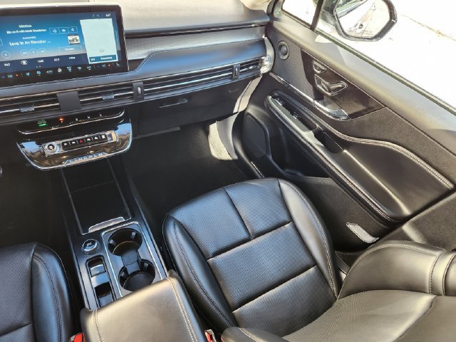 Certified 2024 Lincoln Corsair AWD w/ Equipment Group 102A image 14
