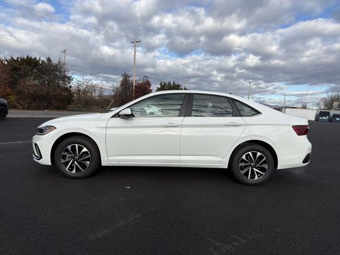New 2026 Volkswagen Jetta S image 9