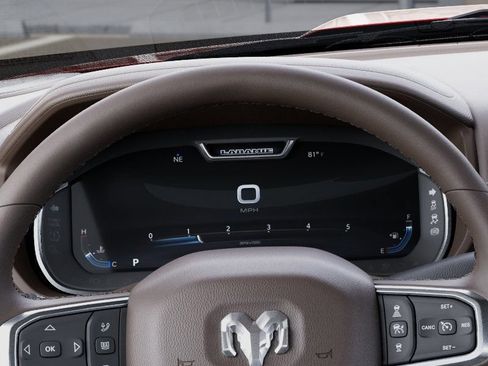 New 2026 RAM 2500 Laramie AWD/4WD image 18