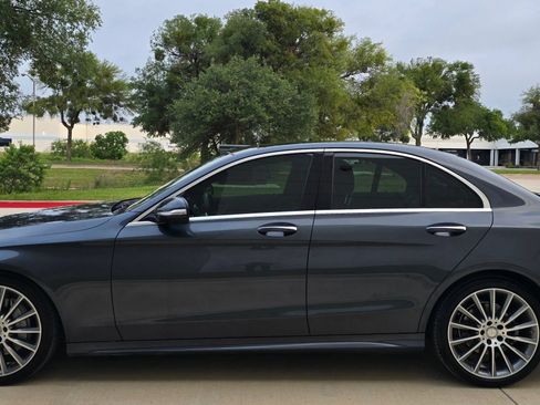Used 2015 Mercedes-Benz C 300 Sedan image 11