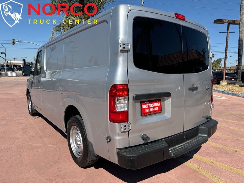 Used 2012 Nissan NV 1500 S w/ Side Curtain Airbag Pkg RWD image 7