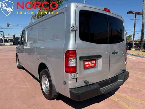 Used 2012 Nissan NV 1500 S w/ Side Curtain Airbag Pkg image 7