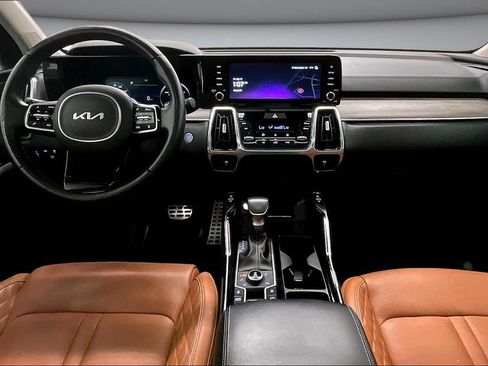 Used 2023 Kia Sorento SX Prestige AWD/4WD image 7