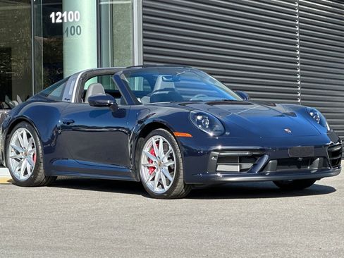 Used 2024 Porsche 911 Targa 4 GTS image 10