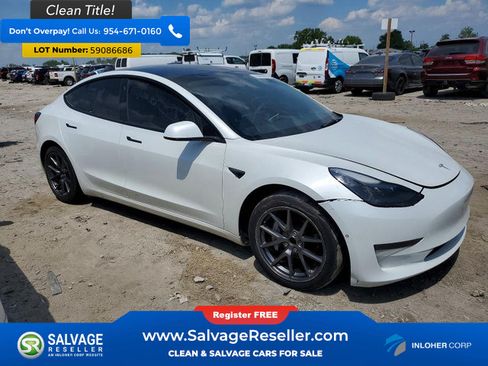 Used 2022 Tesla Model 3 RWD image 5