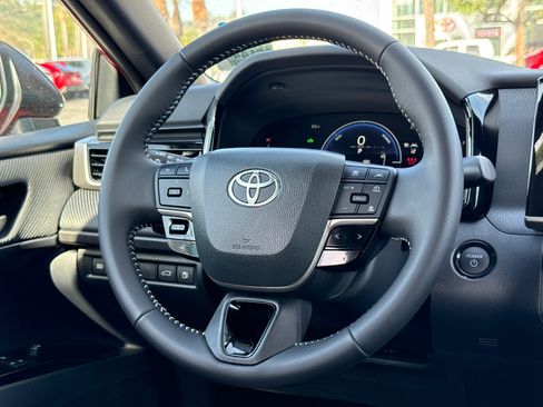 New 2026 Toyota Camry Hybrid FWD image 20