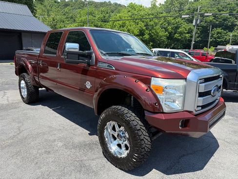 Used 2015 Ford F250 Platinum w/ FX4 Off-Road Package AWD/4WD image 9