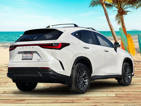 Used 2025 Lexus NX 350h AWD w/ Premium Package image 5