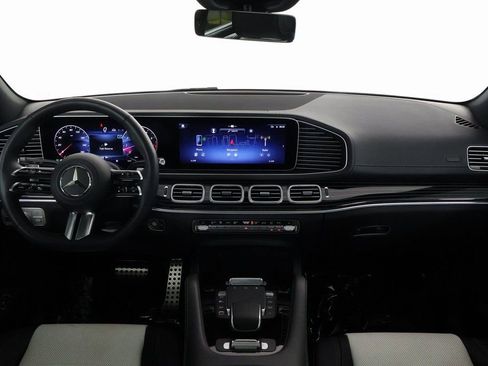 Certified 2026 Mercedes-Benz GLE 580 4MATIC image 8