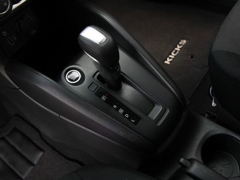 Certified 2024 Nissan Kicks S image 21