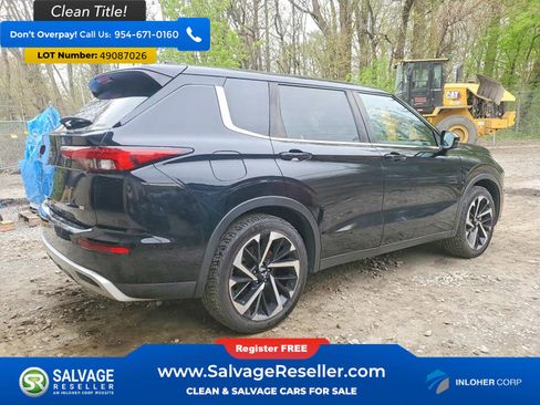 Used 2022 Mitsubishi Outlander SEL Black Edition image 4