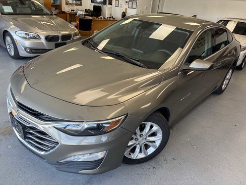 Used 2020 Chevrolet Malibu LT image 6