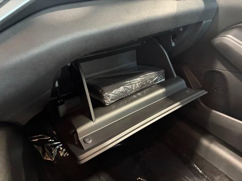 Used 2025 Nissan Altima 2.5 SV image 16