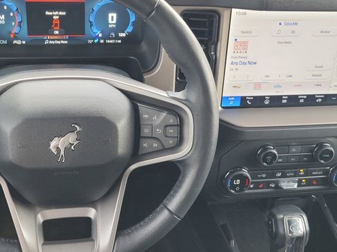 Used 2025 Ford Bronco Outer Banks image 14