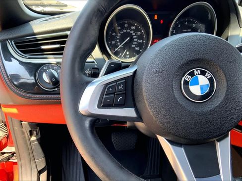 Used 2014 BMW Z4 sDrive35i RWD image 22