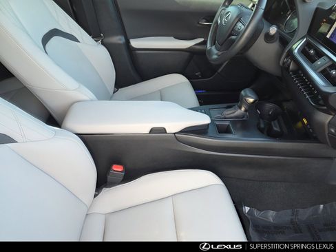 Used 2024 Lexus UX 250h FWD image 30