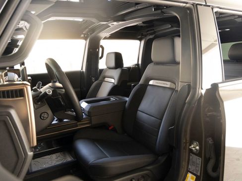 Used 2025 GMC Hummer EV 3X AWD/4WD image 13