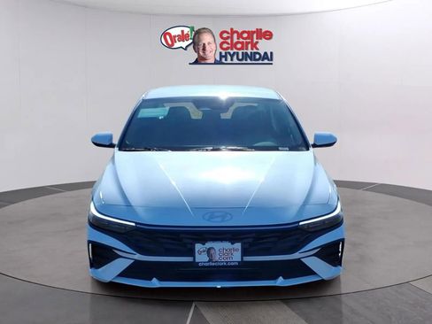 New 2026 Hyundai Elantra SE w/ Cargo Package image 8