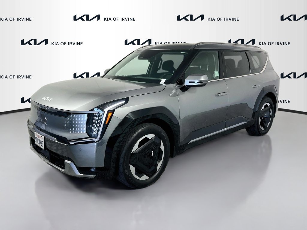 Certified 2024 Kia EV9 Land w/ Towing Package AWD/4WD image 4