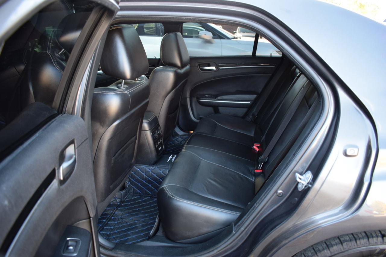 Used 2018 Chrysler 300 S w/ 300S Premium Group 2 AWD/4WD image 38