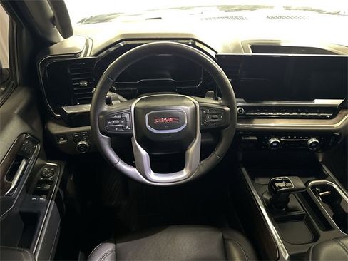 Certified 2024 GMC Sierra 1500 SLT image 14