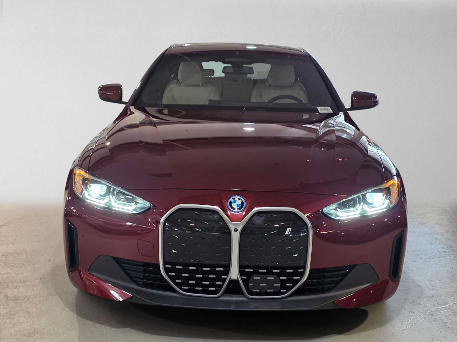 Used 2023 BMW i4 eDrive35 RWD image 8