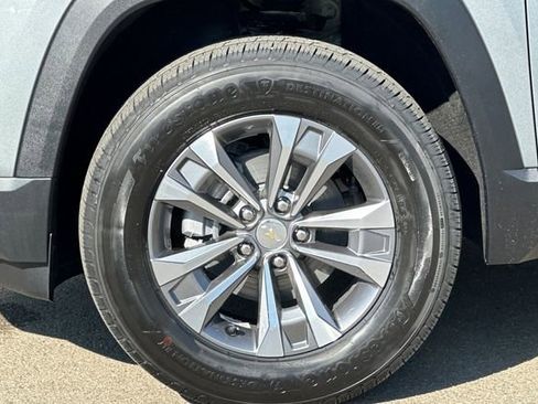 New 2026 Chevrolet Equinox LT image 37