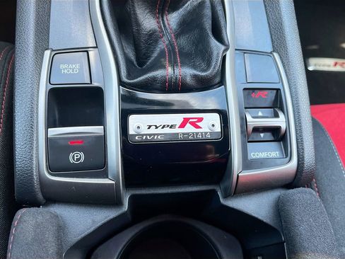 Used 2019 Honda Civic Type R image 35