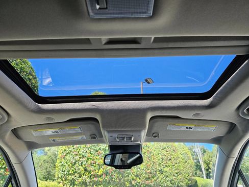 Used 2019 Buick Encore Essence image 25