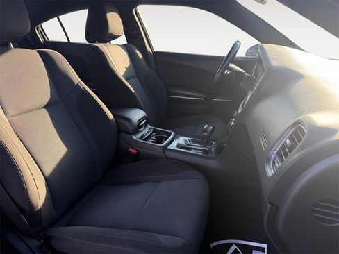 Used 2020 Dodge Charger SXT image 15