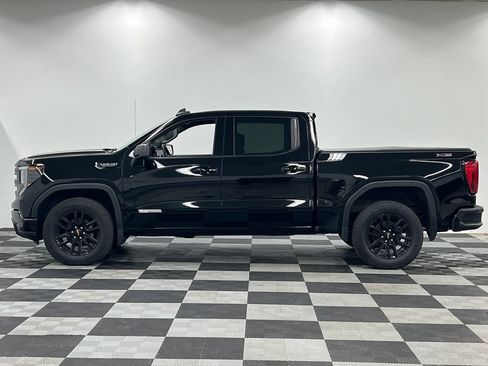 Used 2024 GMC Sierra 1500 Elevation w/ Preferred Package AWD/4WD image 7