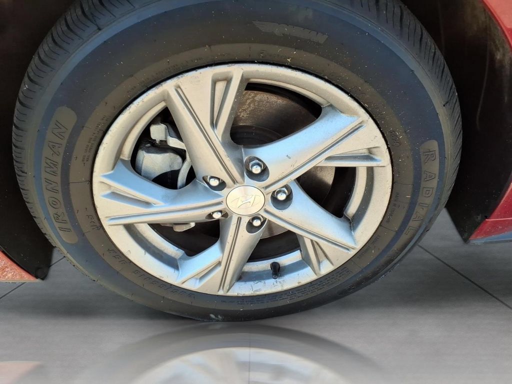 Used 2023 Hyundai Sonata SE FWD image 9