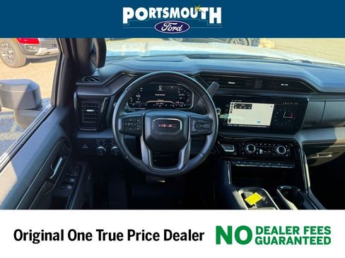 Used 2024 GMC Sierra 2500 AT4 w/ AT4 Premium Plus Package image 7
