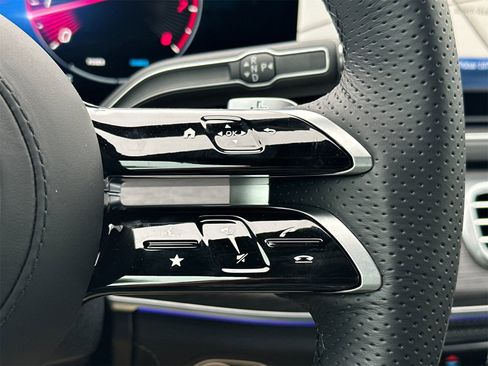 New 2025 Mercedes-Benz GLS 580 4MATIC image 28