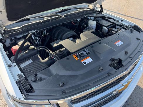 Used 2019 Chevrolet Tahoe 4WD image 25