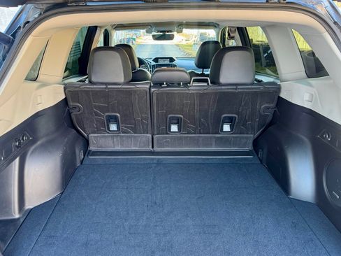 Used 2021 Subaru Forester Limited image 27