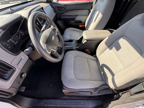 Used 2021 Chevrolet Colorado W/T w/ WT Convenience Package image 11