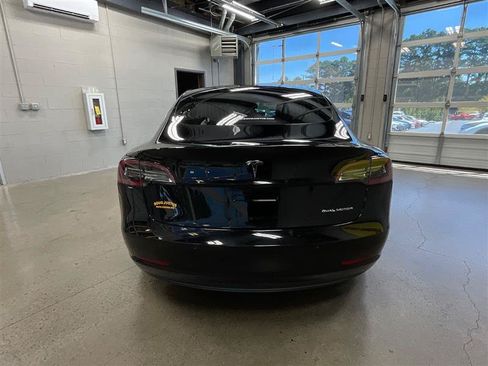 Used 2020 Tesla Model 3 Long Range AWD/4WD image 4