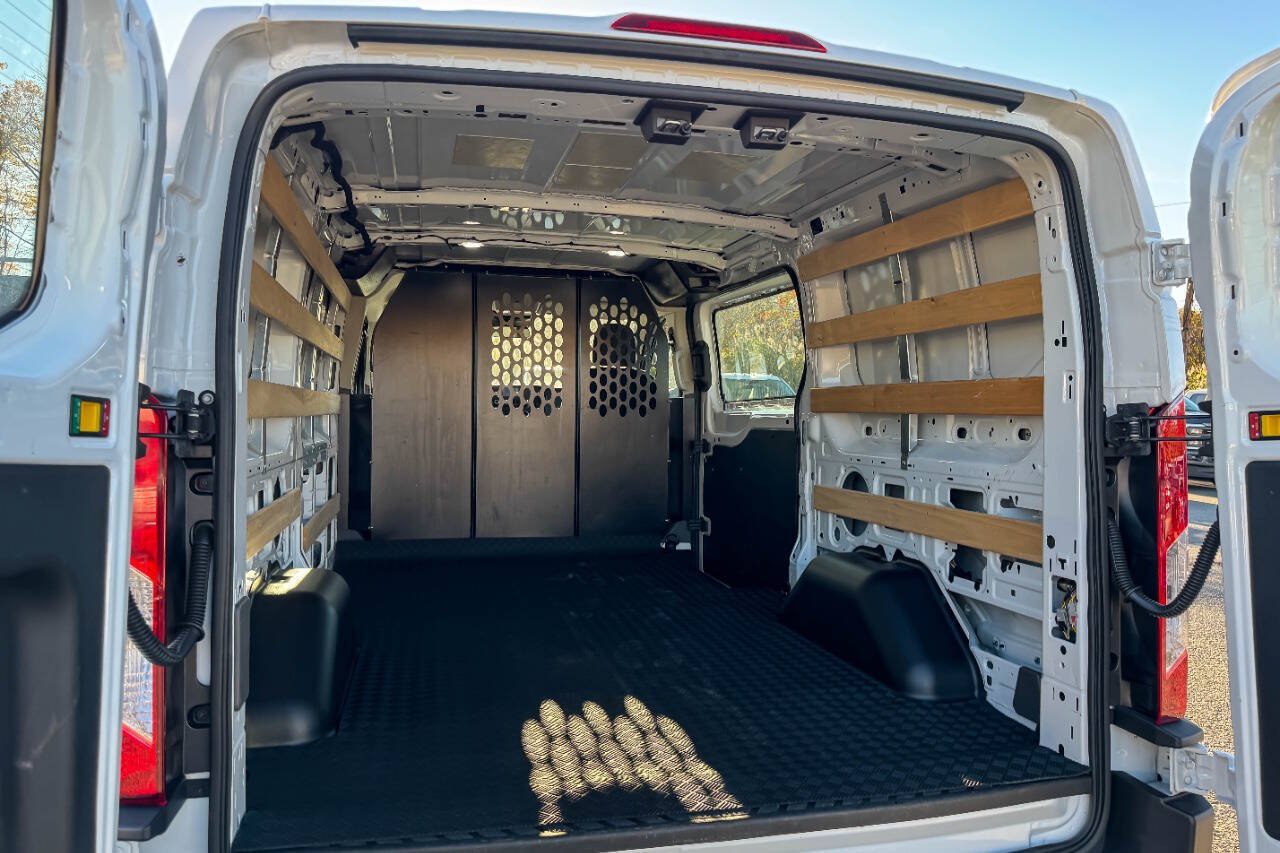 Used 2025 Ford Transit 250 Low Roof w/ Exterior Upgrade Package RWD image 14
