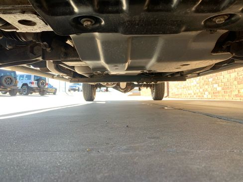 Used 2003 GMC Sierra 2500 SLT w/ SLT Preferred Equipment Group image 10