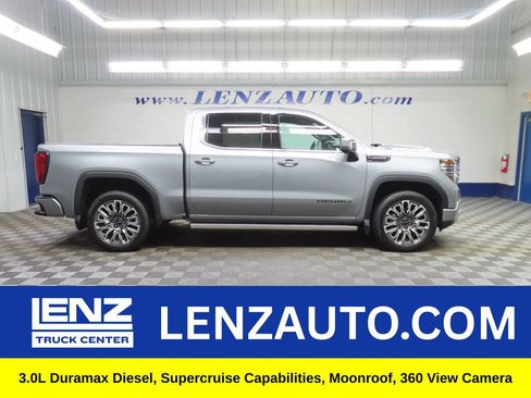 Used 2026 GMC Sierra 1500 Denali Ultimate w/ LPO, Black Badging Package AWD/4WD image 1