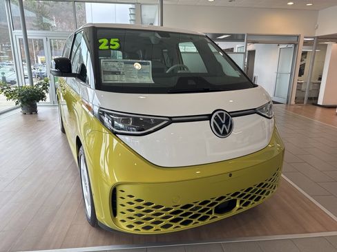 New 2025 Volkswagen ID. Buzz 1st Edition image 1