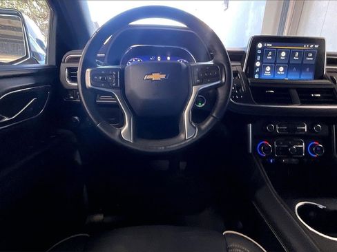 Used 2022 Chevrolet Suburban Premier image 5