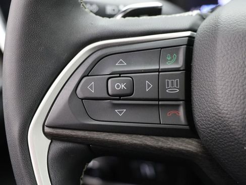 Used 2023 Jeep Grand Cherokee 4WD 4xe image 21