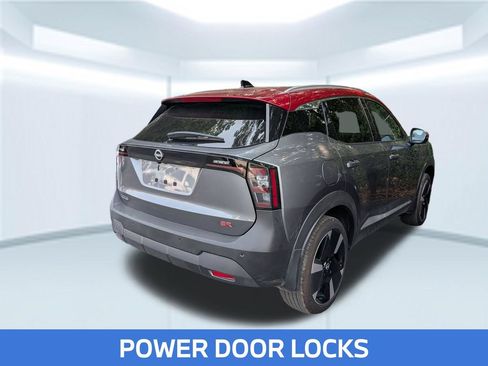 Used 2026 Nissan Kicks SR FWD image 5