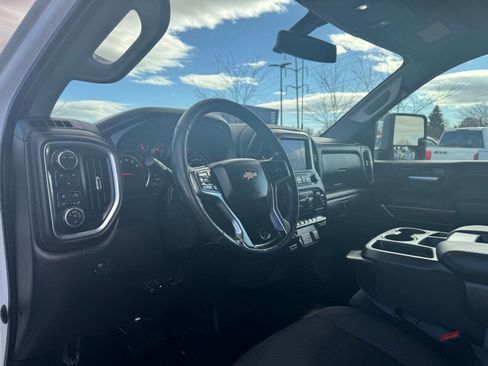 Used 2020 Chevrolet Silverado 2500 LT w/ True North Edition AWD/4WD image 17