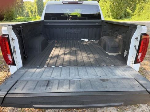 Used 2021 GMC Sierra 1500 AT4 AWD/4WD image 8
