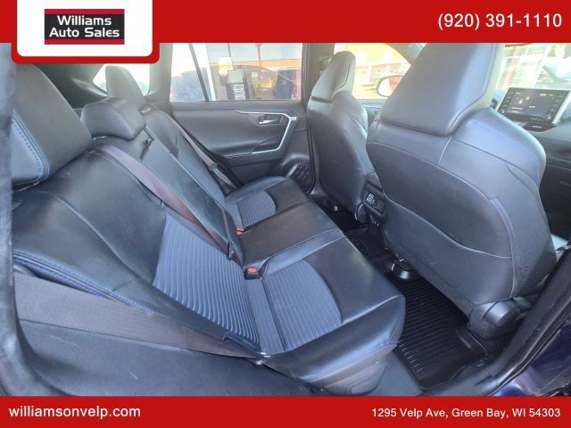 Used 2019 Toyota RAV4 XSE w/ XSE Weather Package AWD/4WD image 15